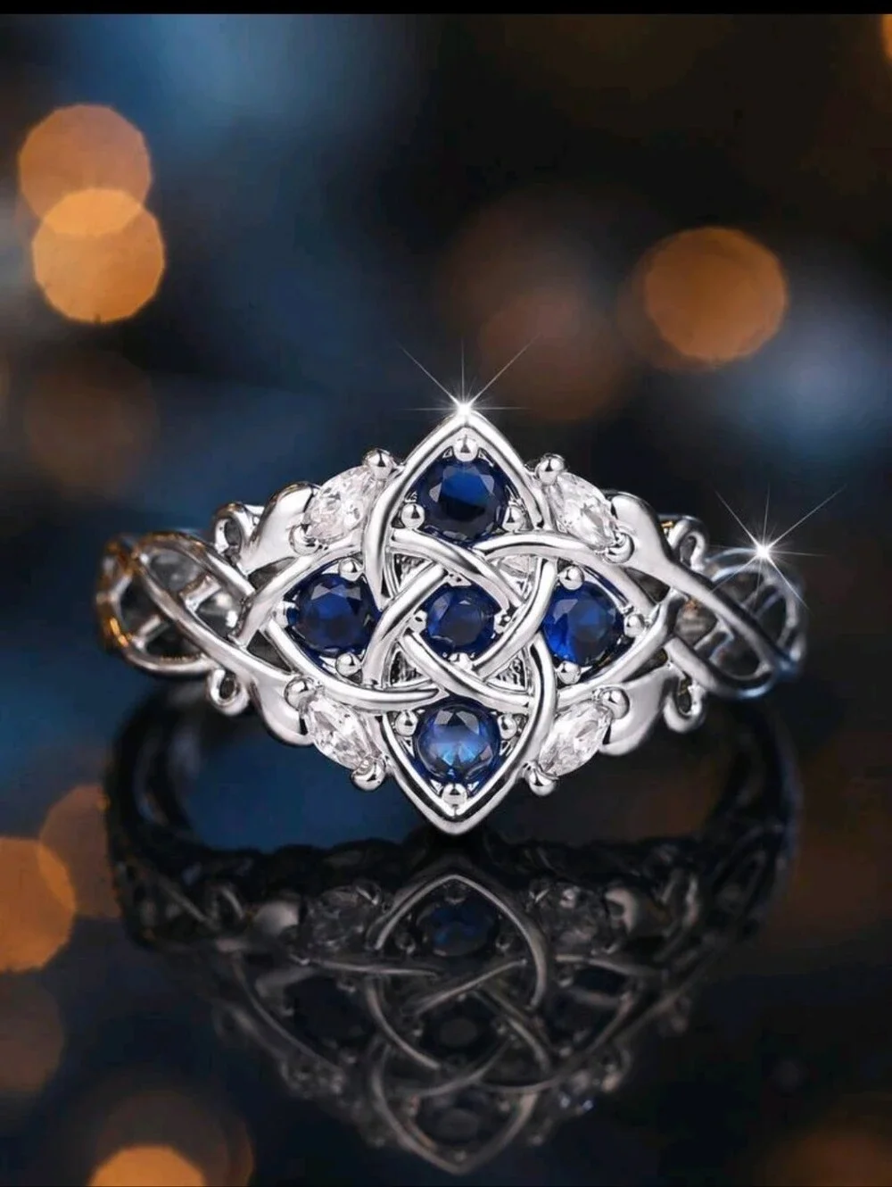 BRAND NEW ** Silver Celtic Knot Ring with Blue Gemstones